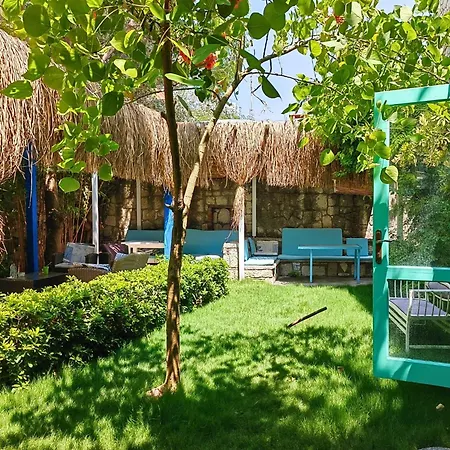 Hotel Alahan Alacati 3*